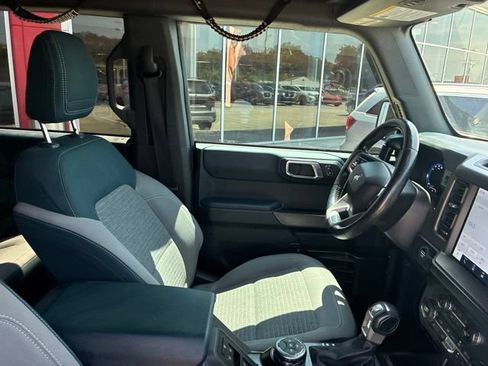 Used 2023 Ford Bronco Outer Banks AWD/4WD image 9