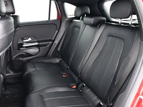 Used 2021 Mercedes-Benz GLA 250 w/ Premium Package image 21
