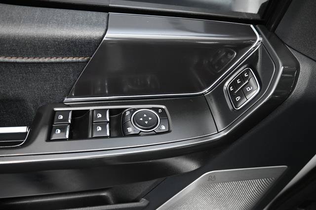 Used 2023 Ford F150 Raptor AWD/4WD image 6