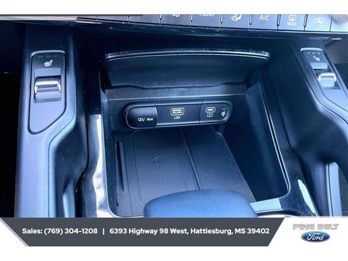Used 2025 Kia Telluride S FWD image 23