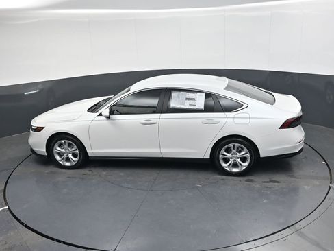 New 2026 Honda Accord LX image 27