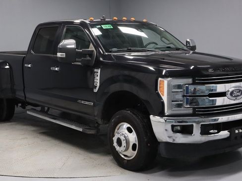 Used 2019 Ford F350 Lariat w/ Lariat Ultimate Package image 1