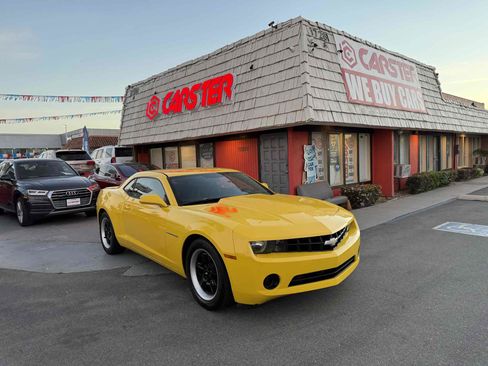 Used 2013 Chevrolet Camaro LS image 3