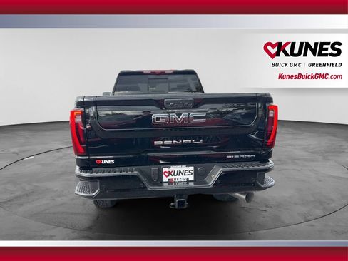 New 2026 GMC Sierra 3500 Denali Ultimate AWD/4WD image 4