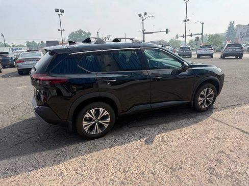 Used 2021 Nissan Rogue SV AWD/4WD image 10