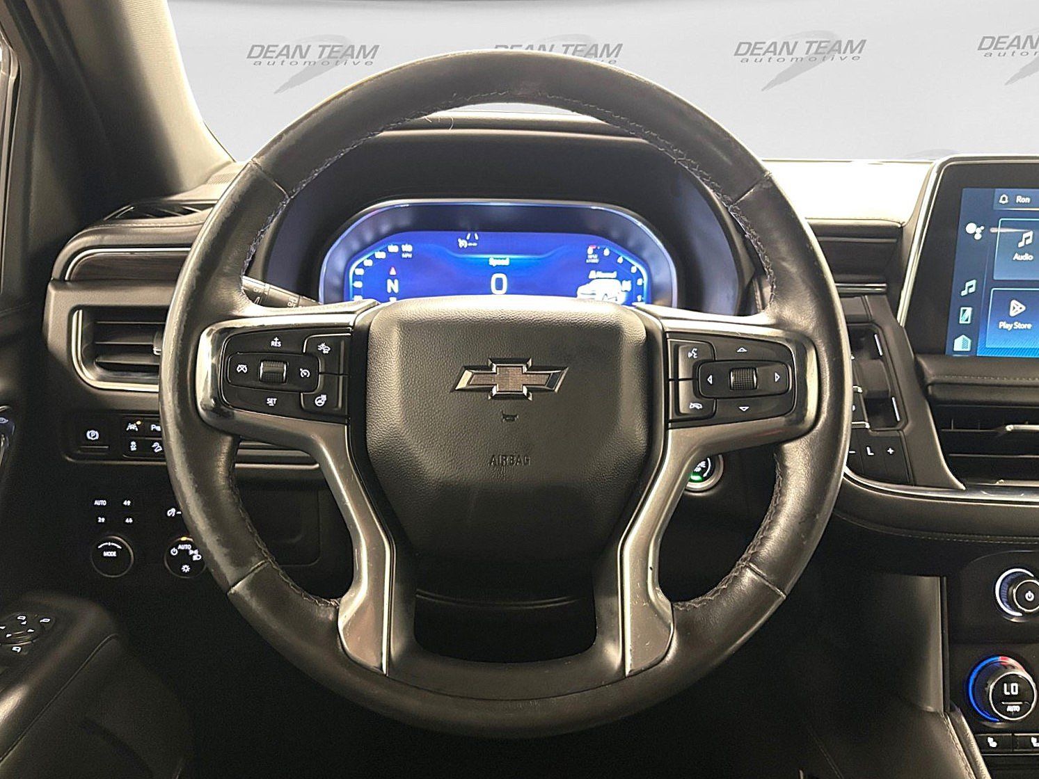 Used 2022 Chevrolet Tahoe Z71 w/ Luxury Package AWD/4WD image 41