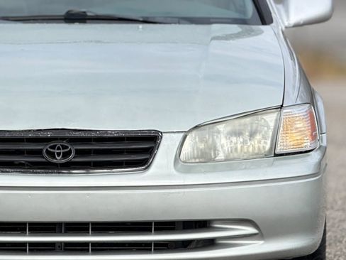 Used 2001 Toyota Camry CE image 12
