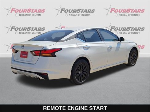 New 2025 Nissan Altima 2.5 SV image 4