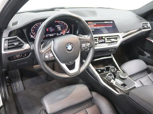 Used 2019 BMW 330i xDrive Sedan w/ Premium Package image 22