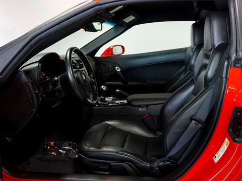 Used 2013 Chevrolet Corvette Grand Sport w/ 2LT Preferred Equipment Group RWD image 8