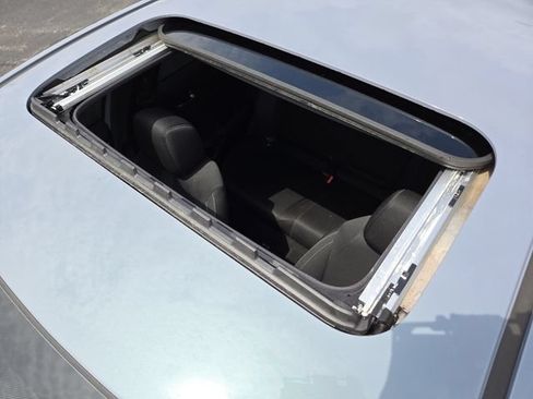 Used 2019 Honda Civic EX image 3