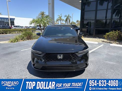 Used 2025 Honda Accord Sport image 3