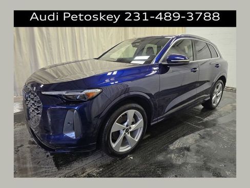 Used 2025 Audi Q5 Prestige image 1