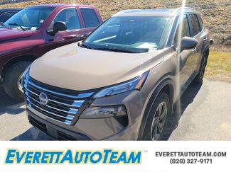 Used 2025 Nissan Rogue SV w/ SV Premium Package video 1