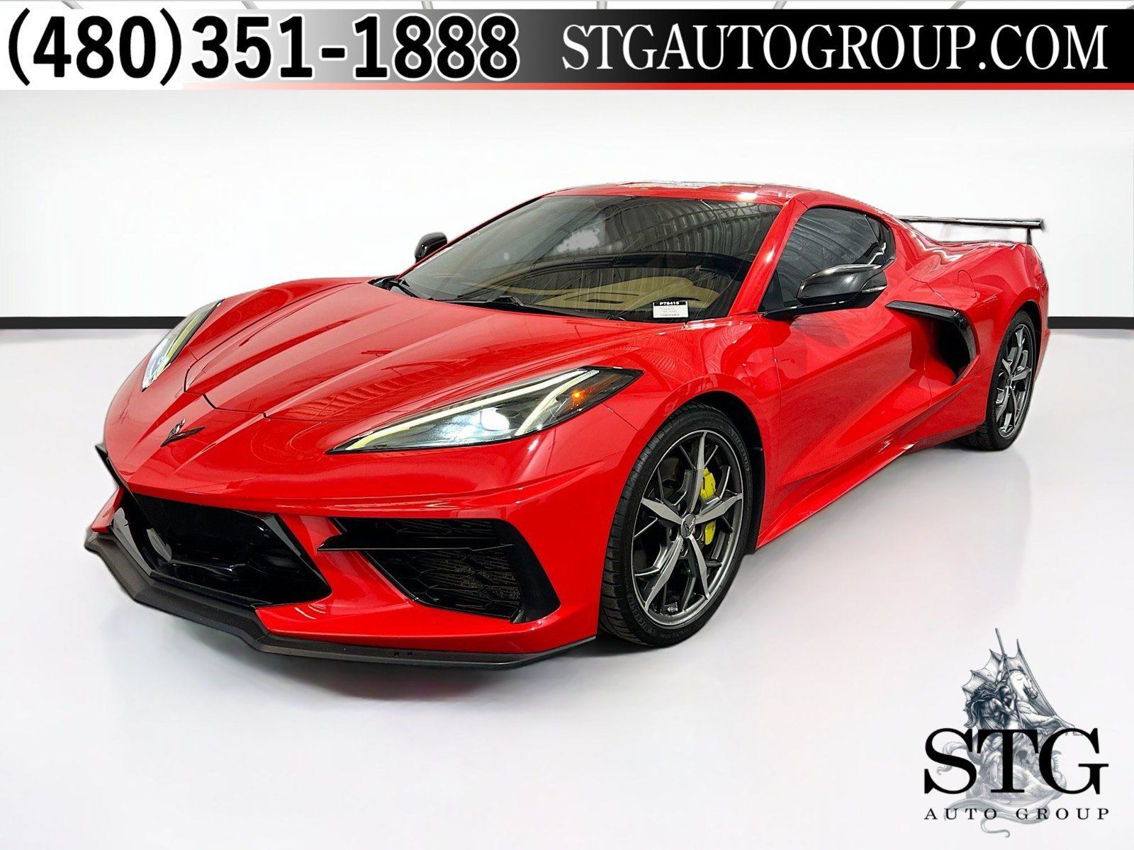 Used 2021 Chevrolet Corvette Stingray Premium Cpe w/ Z51 Performance Package RWD image 1
