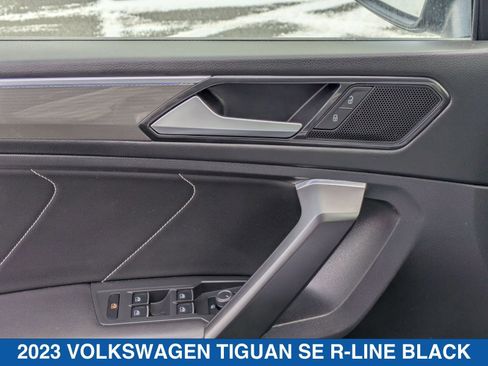 Used 2023 Volkswagen Tiguan SE R-Line image 13