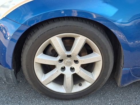 Used 2004 Nissan 350Z Touring w/ Cargo Convenience Pkg image 5