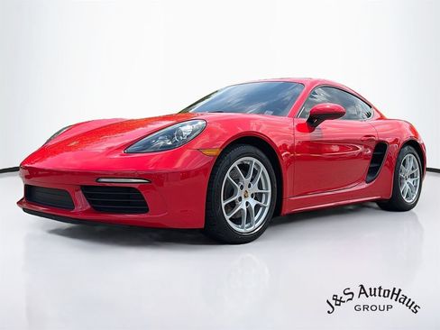 Used 2019 Porsche 718 Cayman RWD image 3