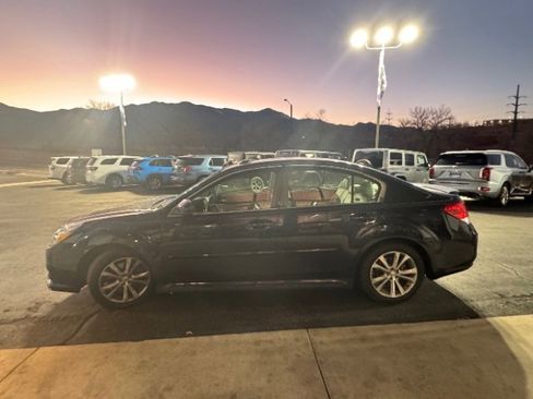 Used 2013 Subaru Legacy 3.6R Limited image 4