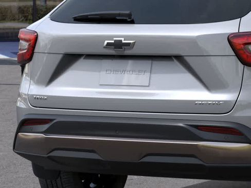 New 2026 Chevrolet Trax ACTIV w/ Sunroof Package image 14