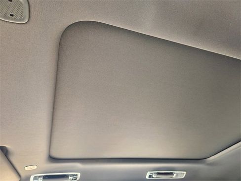 New 2026 Land Rover Range Rover Sport SE image 18