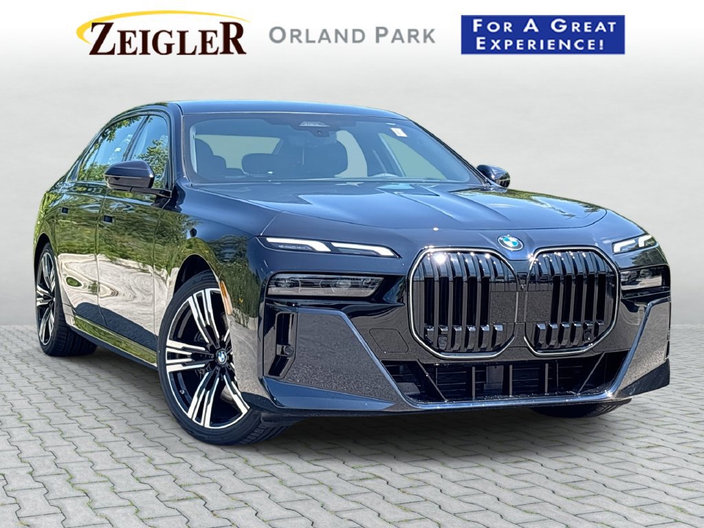 Used 2026 BMW 740i xDrive w/ Premium Package AWD/4WD image 1