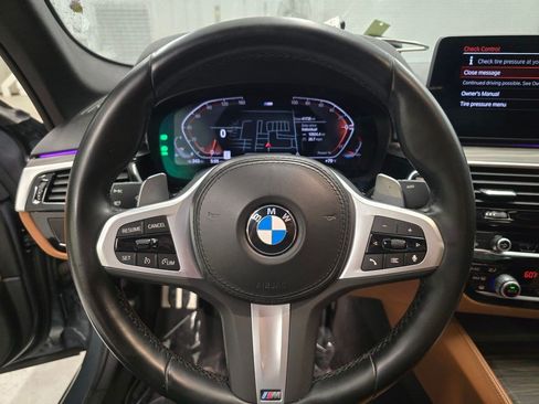Used 2022 BMW 540i w/ M Sport Package RWD image 18