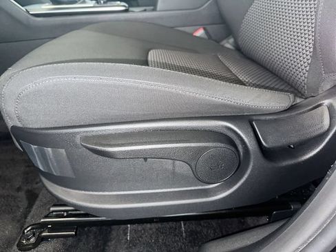 Certified 2025 Kia Sportage LX AWD/4WD image 16