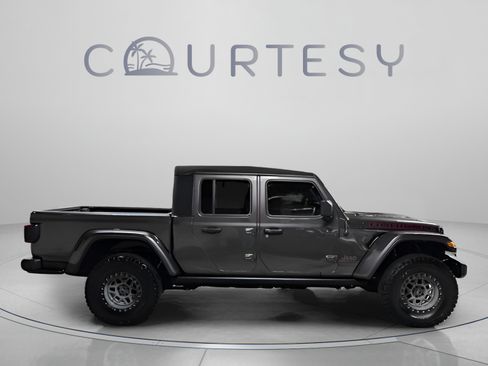 Certified 2020 Jeep Gladiator Rubicon AWD/4WD image 7