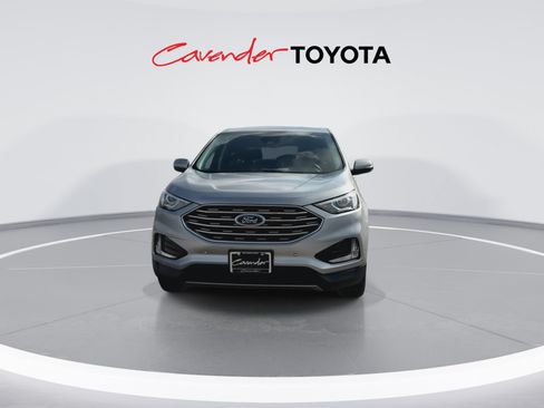 Used 2022 Ford Edge Titanium AWD/4WD image 3