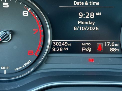 Used 2023 Audi Q5 2.0T Premium w/ Convenience Package AWD/4WD image 35
