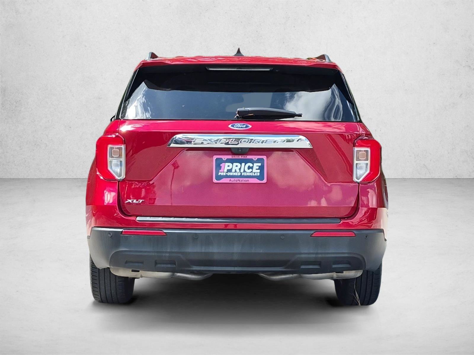 Used 2023 Ford Explorer XLT RWD image 8