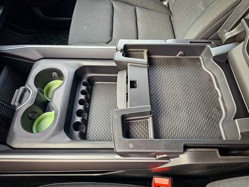 Used 2025 RAM 1500 Big Horn image 30