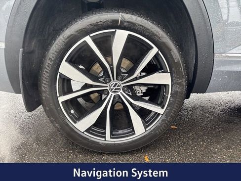 New 2026 Volkswagen Atlas SEL Premium R-Line AWD/4WD image 2