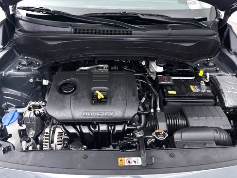 Certified 2025 Kia Seltos EX w/ EX Sunroof Package AWD/4WD image 9