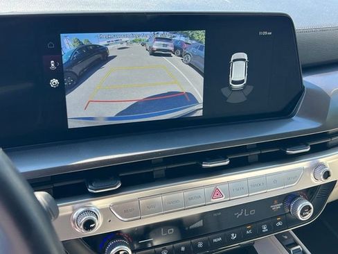 Certified 2024 Kia Telluride S w/ S Sunroof Package AWD/4WD image 24