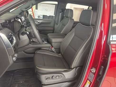New 2026 GMC Yukon XL Elevation w/ LPO, Floor Liner Package AWD/4WD image 13