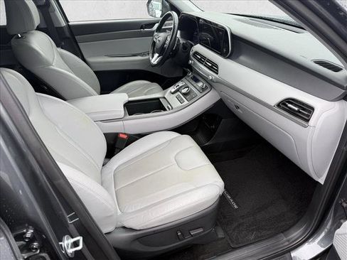 Used 2021 Hyundai Palisade SEL w/ Winter Package image 20