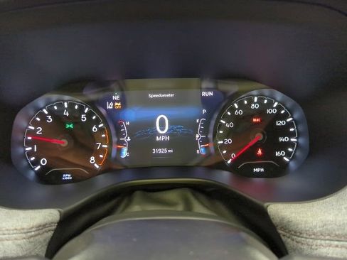 Used 2023 Jeep Compass Latitude AWD/4WD image 14
