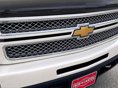 Used 2013 Chevrolet Silverado 1500 LTZ w/ LTZ White Diamond Edition image 33