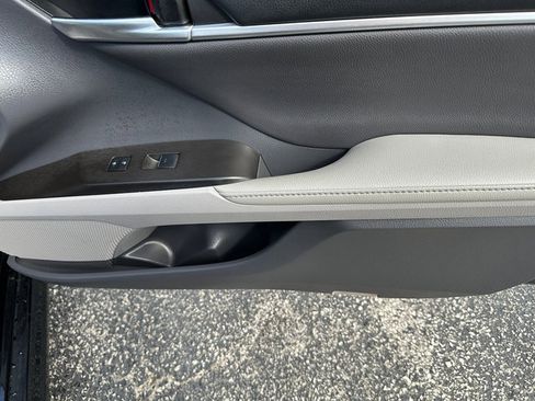 Used 2023 Toyota Camry XLE w/ Navigation Package image 27