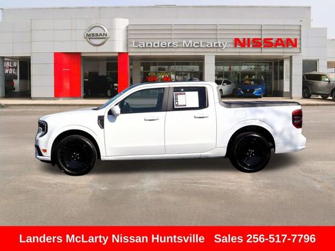 Used 2025 Ford Maverick Lobo image 8