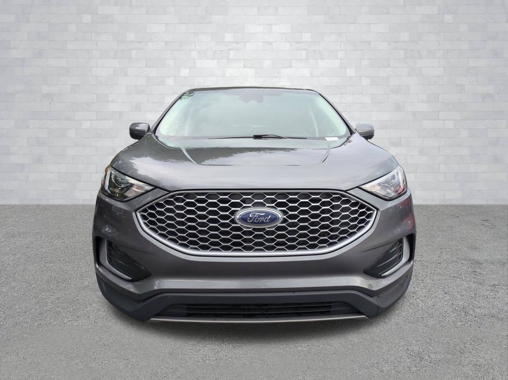 Used 2024 Ford Edge SEL AWD/4WD image 10