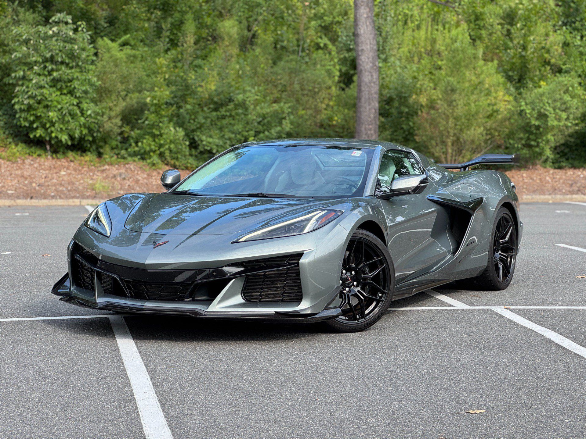 Used 2023 Chevrolet Corvette Z06 RWD image 1