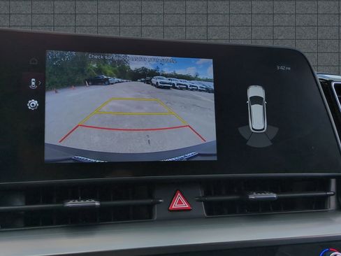 Certified 2024 Kia Sportage EX image 20