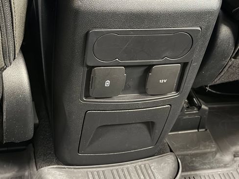 Certified 2023 Ford Explorer XLT AWD/4WD image 31