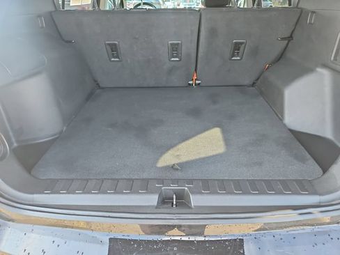 Used 2024 Chevrolet Equinox LT FWD image 22
