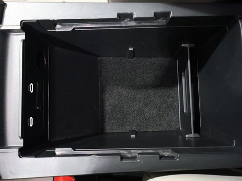 Used 2025 MAZDA MAZDA3 s image 31