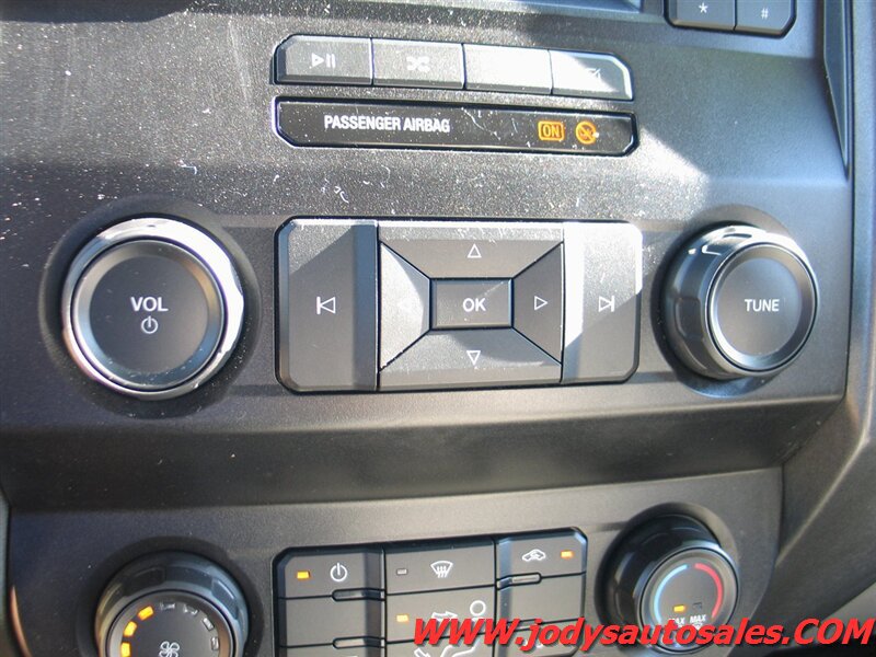 Used 2022 Ford F350 XL w/ Power Equipment Group AWD/4WD image 19