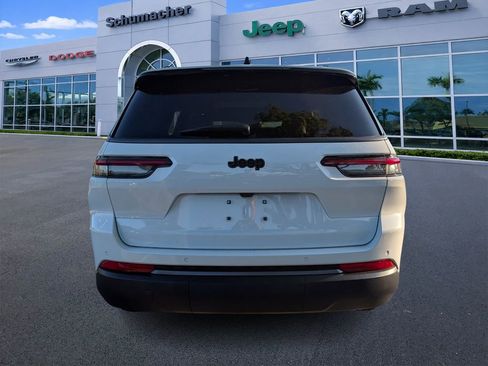 New 2026 Jeep Grand Cherokee L Limited RWD image 6